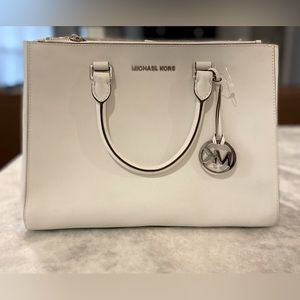 Like New Michael Kors Handbag